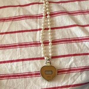 Charming Heart Pendant Pearl Necklace